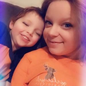 Meet your Posher, Lynsey